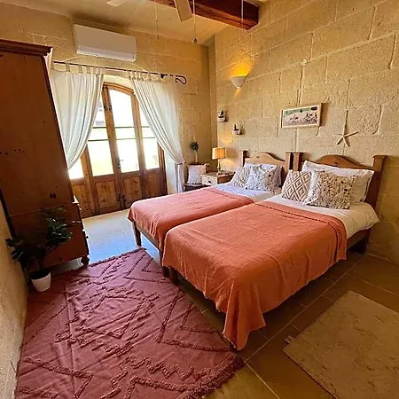Tal-mans Gozo