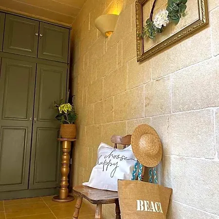 Tal-mans Gozo * Sannat